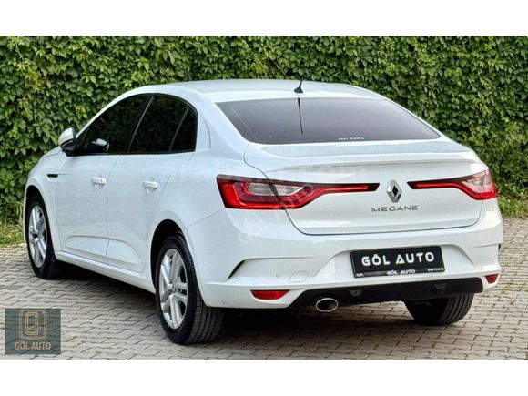 GÖL AUTO'DAN 1.6 MEGANE HATASIZ BOYASIZ DÜŞÜK KM