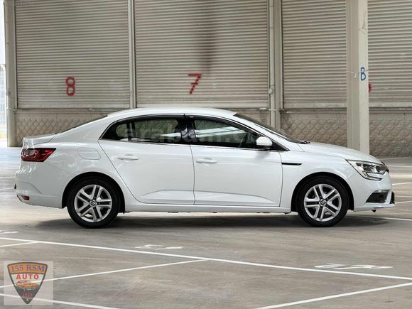 2017 MODEL MEGANE 4 1.6 JOY TESLA EKRAN DEĞİŞENSİZ VE BOYASIZ