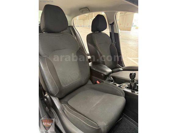 2017 MODEL MEGANE 4 1.6 JOY TESLA EKRAN DEĞİŞENSİZ VE BOYASIZ
