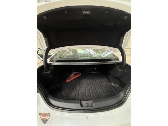 2017 MODEL MEGANE 4 1.6 JOY TESLA EKRAN DEĞİŞENSİZ VE BOYASIZ