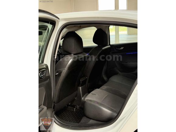 2017 MODEL MEGANE 4 1.6 JOY TESLA EKRAN DEĞİŞENSİZ VE BOYASIZ