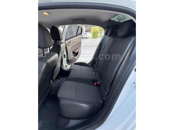MTD AUTO 'DAN SEDEFLİ BEYAZ MEGANE 4 BENZİN&LPG