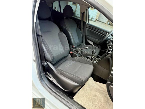 GÖL AUTO'DAN 2019 MODEL 1.6 MEGANE HATASIZ KAR BEYAZ BAKIMLI