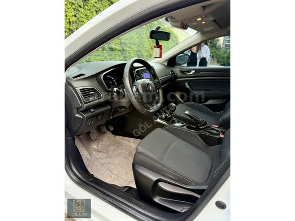GÖL AUTO'DAN 2019 MODEL 1.6 MEGANE HATASIZ KAR BEYAZ BAKIMLI