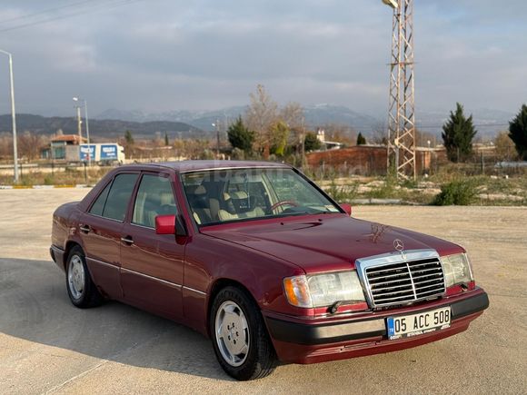 Sahibinden Mercedes - Benz E 200 1993 Model