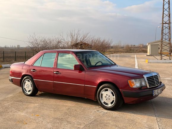 Sahibinden Mercedes - Benz E 200 1993 Model