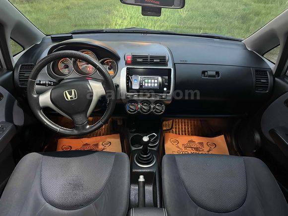 Sahibinden Honda Jazz 1.4 ES 2005 Model 