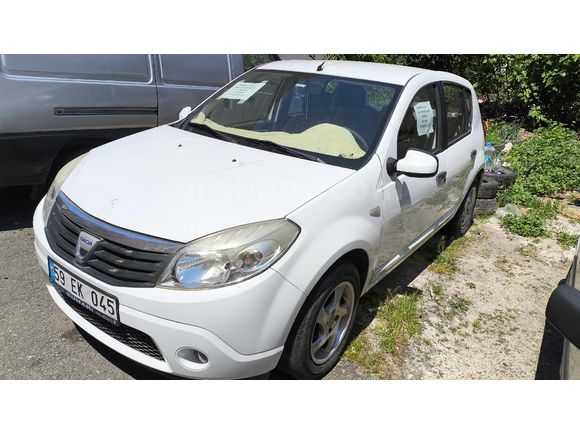 İlk sahibinden Dacia Sandero 1.4 Laureate 2010 Model Tekirdağ
