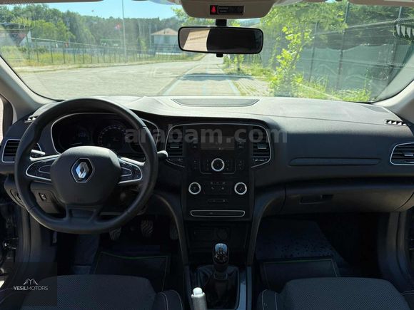 YEŞİLMOTORSDAN MEGAN4 KM 54 BİNDE