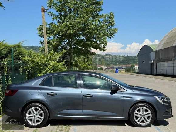 YEŞİLMOTORSDAN MEGAN4 KM 54 BİNDE