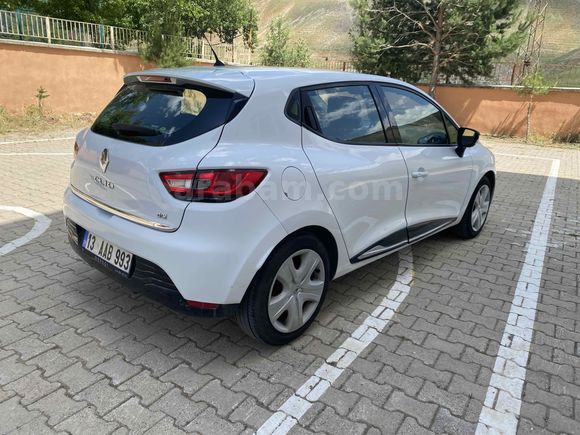 Sahibinden Renault Clio 1.5 dCi Touch 2015 Model 