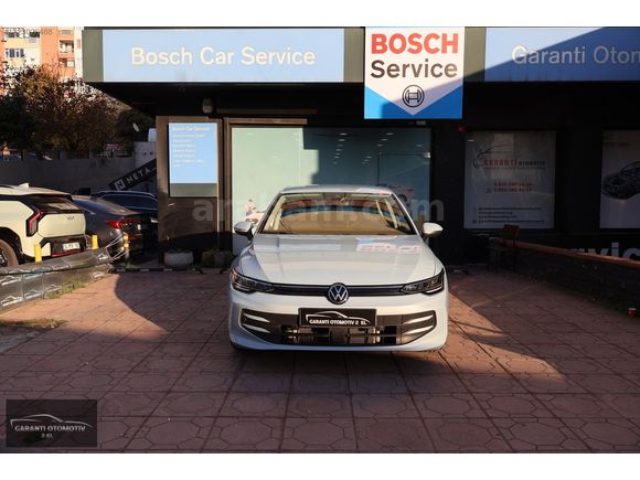 2025-VOLKSWAGEN-GOLF-1.5 eTSI-LİFE-9.750 KM