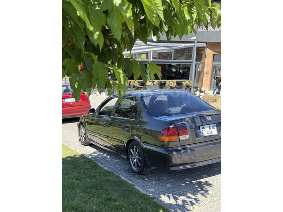 Sahibinden Honda Civic 1.6 i ES 2000 Model ACİL SATILIK FİYAT DÜŞTÜ 