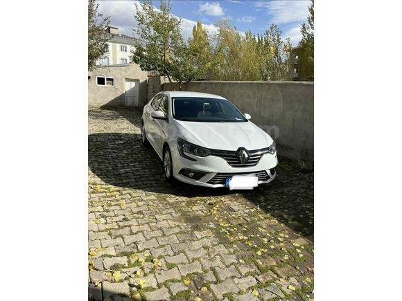 Sahibinden Renault Megane 1.5 Blue DCI Touch 2020 Model 