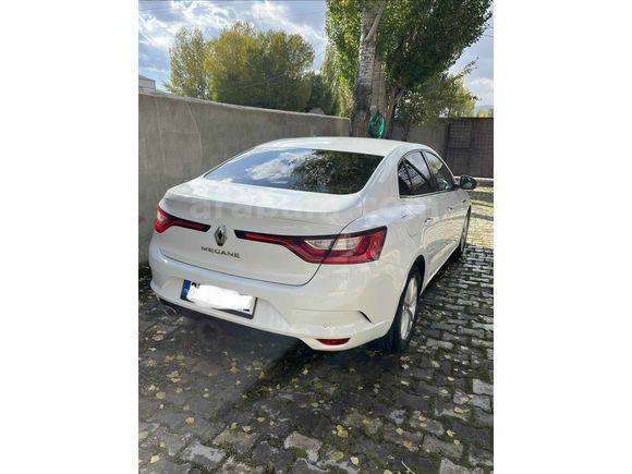 Sahibinden Renault Megane 1.5 Blue DCI Touch 2020 Model 