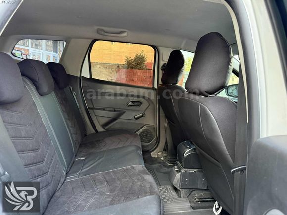 İLK SAHİBİNDEN HATASIZ BOYASIZ EXTRALI DUSTER 32 BİN KM