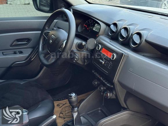 İLK SAHİBİNDEN HATASIZ BOYASIZ EXTRALI DUSTER 32 BİN KM