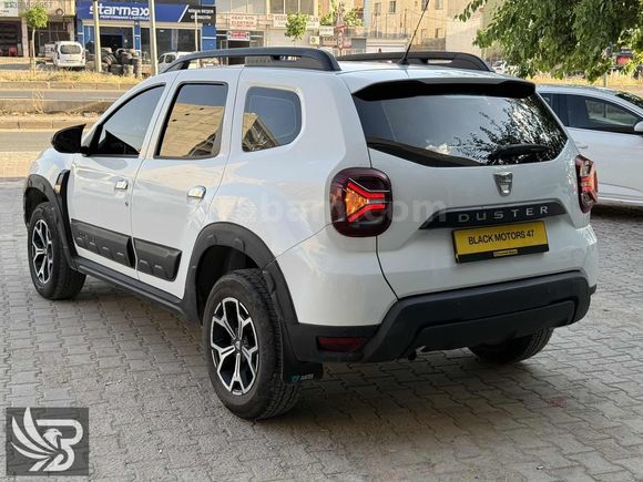 İLK SAHİBİNDEN HATASIZ BOYASIZ EXTRALI DUSTER 32 BİN KM