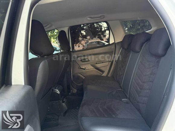 İLK SAHİBİNDEN HATASIZ BOYASIZ EXTRALI DUSTER 32 BİN KM