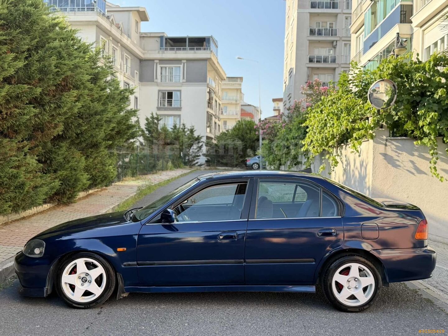 Galeriden Honda Civic 1.6 i ES 2000 Model İstanbul 320.000 km Mavi 5