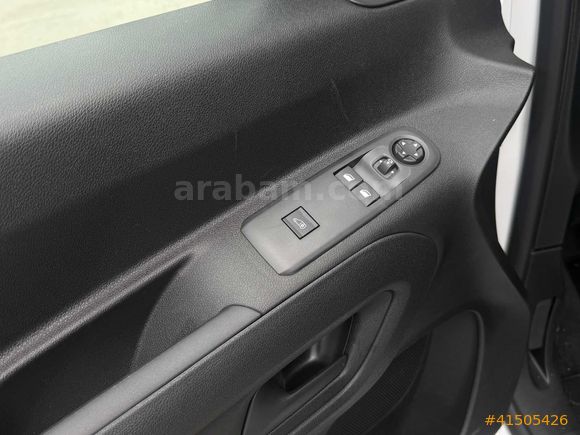 ADAŞEN'den "0" OPEL COMBO CARGO VERGI LEVHASINA %80 KREDI IMKANI