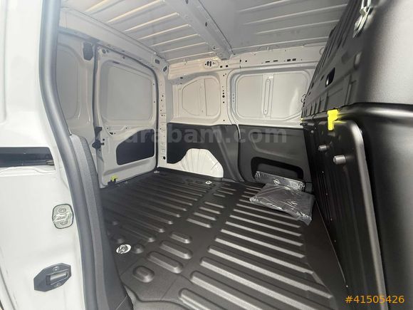ADAŞEN'den "0" OPEL COMBO CARGO VERGI LEVHASINA %80 KREDI IMKANI