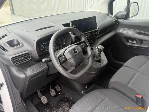 ADAŞEN'den "0" OPEL COMBO CARGO VERGI LEVHASINA %80 KREDI IMKANI