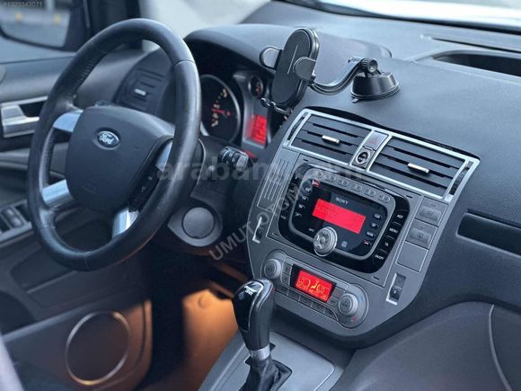 UMUT OTOMOTİV'DEN 195.000KM'DE BAKIMLI FORD KUGA