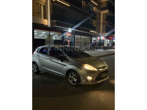 Sahibinden Ford Fiesta 1.4 Titanium X 2011 Model 