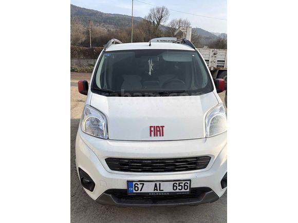 Sahibinden Fiat Fiorino Combi 1.3 Multijet 100. Yıl Özel Seri 2023 Model  66.000 km Beyaz