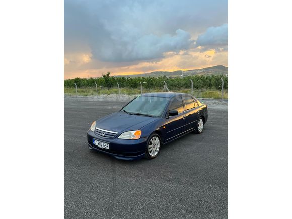 Honda Civic 1.6 VTEC ES 2002 takasa acik  l