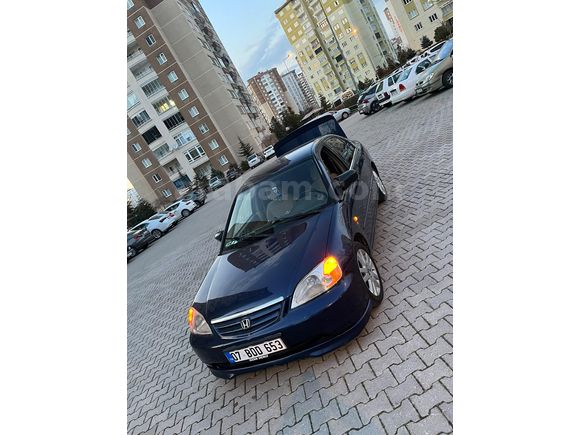 Honda Civic 1.6 VTEC ES 2002 takasa acik  l