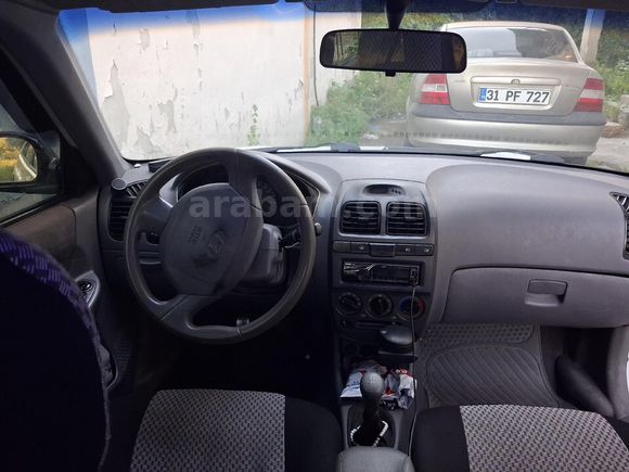 Sahibinden Hyundai Accent 1.5 CRDi Admire 2004 Model