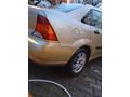 Ford Focus 2.0 Ghia 2000 Model