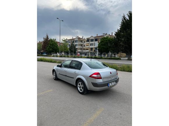 Sahibinden Renault Megane 1.4 Authentique 2007 Model