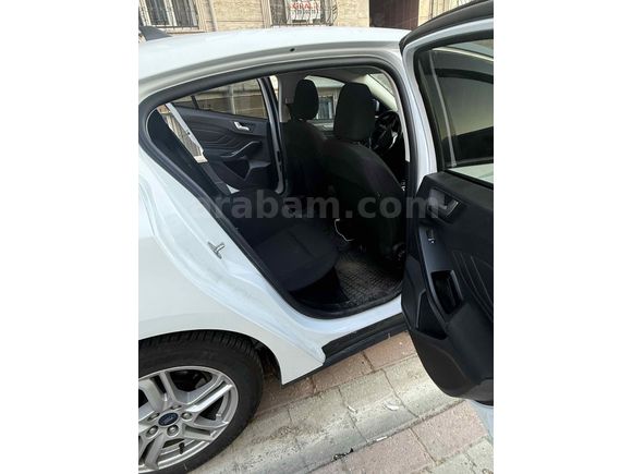 Sahibinden Ford Focus 1.5 TDCi Trend X 2020 Model 