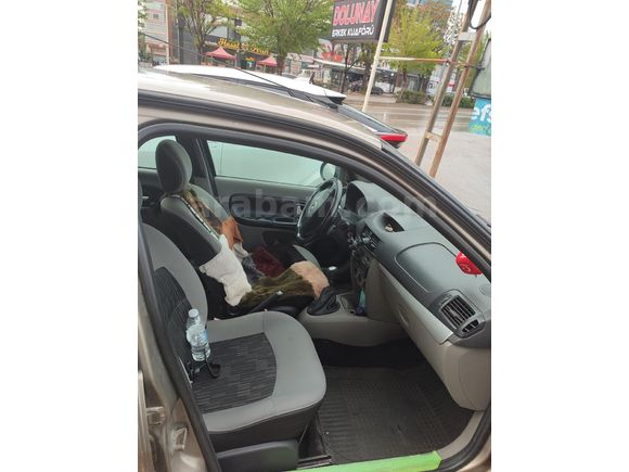 PAZARLIK YOKTUR Sahibinden Renault Symbol 1.4 Expression  2009 Model  260.000 km Be j