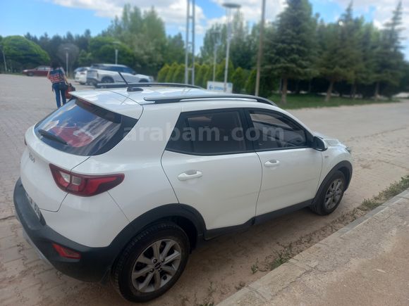 Sahibinden Kia Stonic 1.4 MPI Cool 2022 Model 