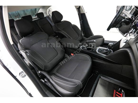 2020 MODEL MEGANE TOUCH PAKET BİRİNCİ SINIF FIRSAT ARACI