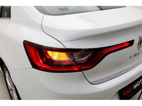 2020 MODEL MEGANE TOUCH PAKET BİRİNCİ SINIF FIRSAT ARACI