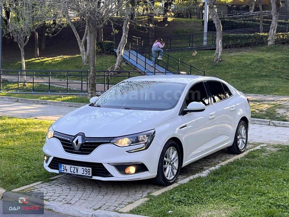 2020 MODEL MEGANE 1.5 DİZEL OTOMATİK YETKİLİ SERVİS BAKIMLI