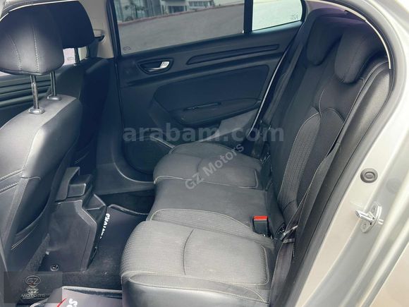 2019 MODEL RENAULT MEGAN 1,5 BLUE DCİ TOUCH PAKET BAKIMLI