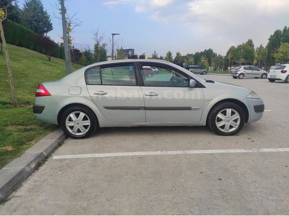 Sahibinden Renault Megane 1.6 16 Valf Aile Aracı
