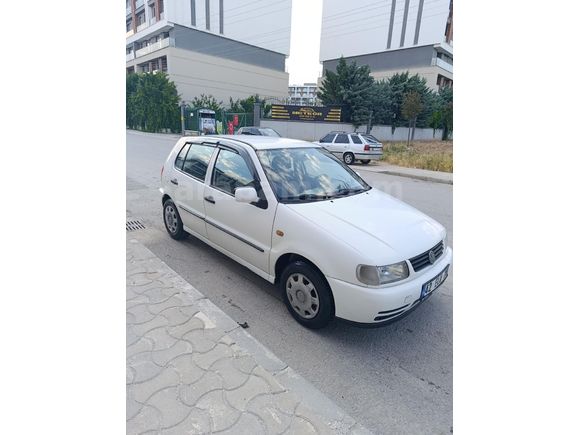 Sahibinden Volkswagen Polo 1.6 1998 Model  272.000 km Beyaz