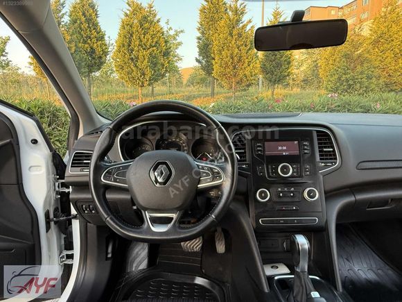 2020 MODEL MEGANE 1.5 DİZEL OTOMATİK 158 BİN KM DE TOUCH