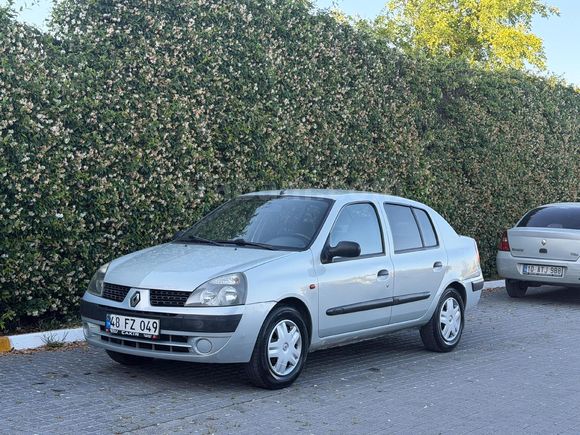 Sahibinden Renault Clio 1.4 Authentique 2002 Model