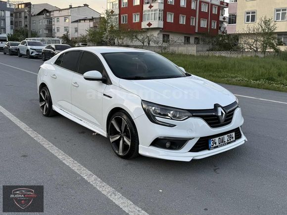 RENAULT MEGANE 4 1.5 BLUE DCI TOUCH