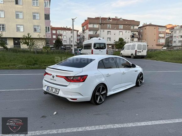 RENAULT MEGANE 4 1.5 BLUE DCI TOUCH