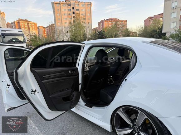 RENAULT MEGANE 4 1.5 BLUE DCI TOUCH
