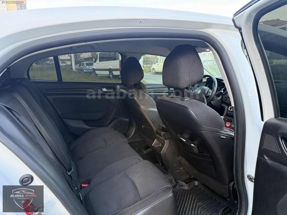 RENAULT MEGANE 4 1.5 BLUE DCI TOUCH
